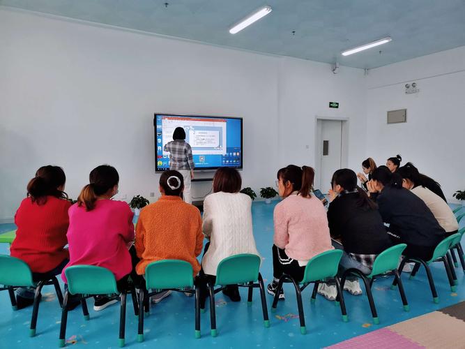 信息技术幼儿园一日生活（幼儿园信息技术教育）